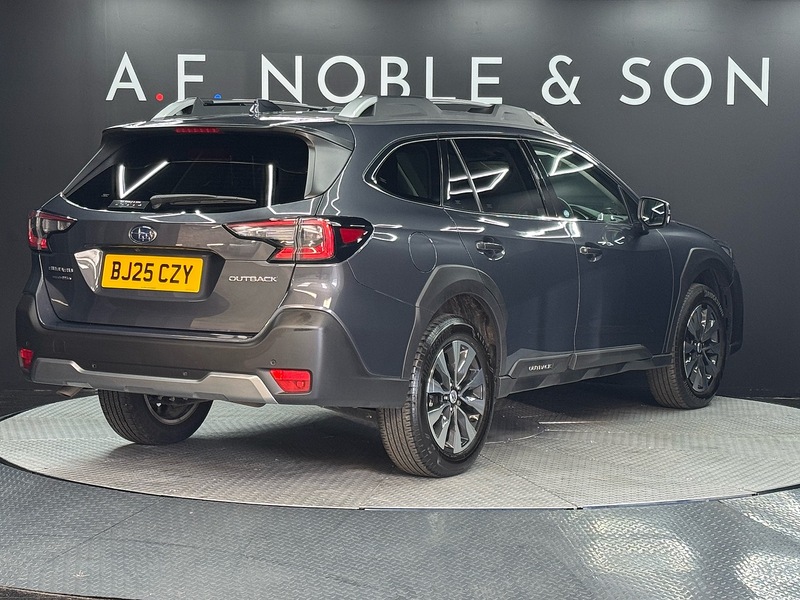 Subaru 2.5i Touring Estate 5dr Petrol Lineartronic 4WD Euro 6 (s/s) (169 ps)