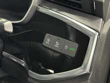 Audi Q3 TFSI CoD Sport 