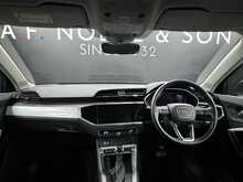 Audi Q3 TFSI CoD Sport 