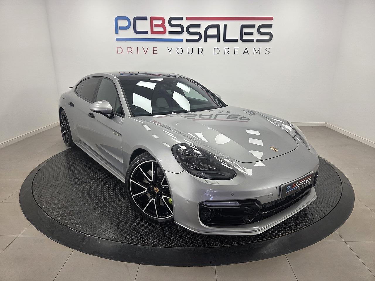 2019 Porsche Panamera