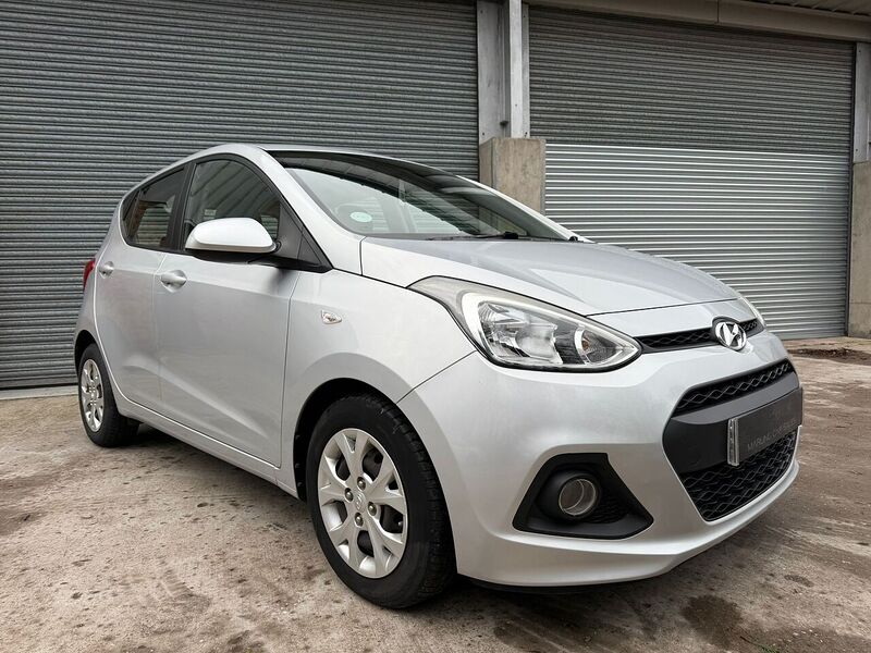 1.2 SE Hatchback 5dr Petrol Manual Euro 5 (87 ps)