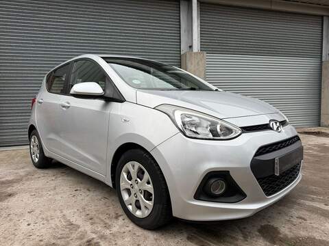 1.2 SE Hatchback 5dr Petrol Manual Euro 5 (87 ps)