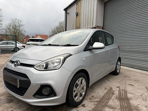 1.2 SE Hatchback 5dr Petrol Manual Euro 5 (87 ps)