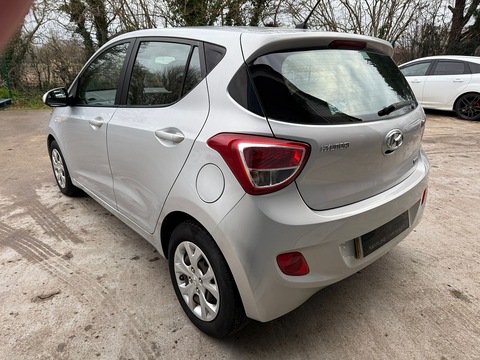 1.2 SE Hatchback 5dr Petrol Manual Euro 5 (87 ps)