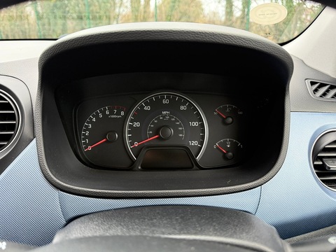 1.2 SE Hatchback 5dr Petrol Manual Euro 5 (87 ps)