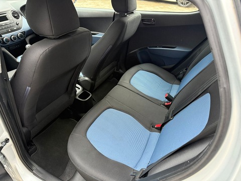 1.2 SE Hatchback 5dr Petrol Manual Euro 5 (87 ps)