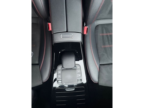 2.0 A250 AMG Line (Executive) Saloon 4dr Petrol 7G-DCT Euro 6 (s/s) (224 ps)