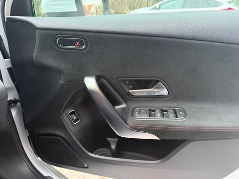 2.0 A250 AMG Line (Executive) Saloon 4dr Petrol 7G-DCT Euro 6 (s/s) (224 ps)