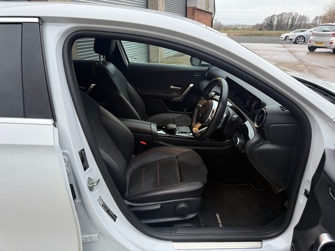 2.0 A250 AMG Line (Executive) Saloon 4dr Petrol 7G-DCT Euro 6 (s/s) (224 ps)