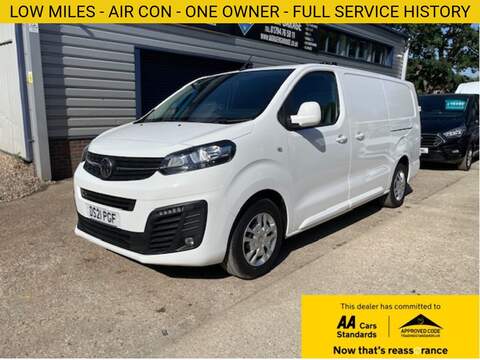Vauxhall Vivaro 2.0 TDI CR35 Trendline Panel Van 5dr Diesel Manual FWD LWB High Roof Euro 6 (s/s) (140 ps)