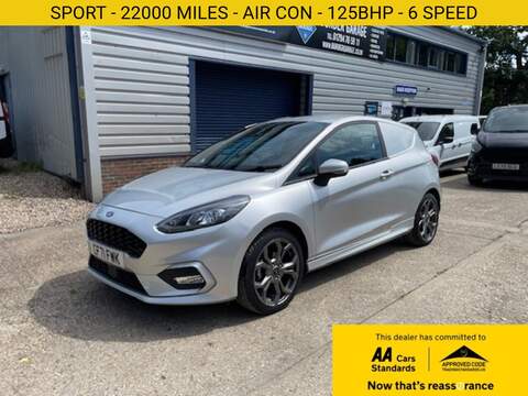 Ford Fiesta Van 2.0 280 EcoBlue Leader Panel Van 5dr Diesel Manual L1 H1 Euro 6 (s/s) (105 ps)