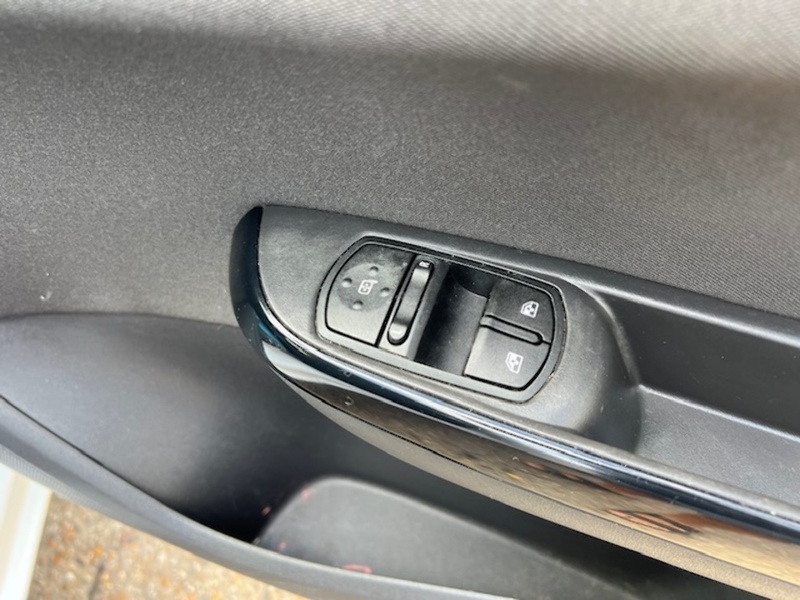 Vauxhall Corsa Van CDTi ecoFLEX - U603