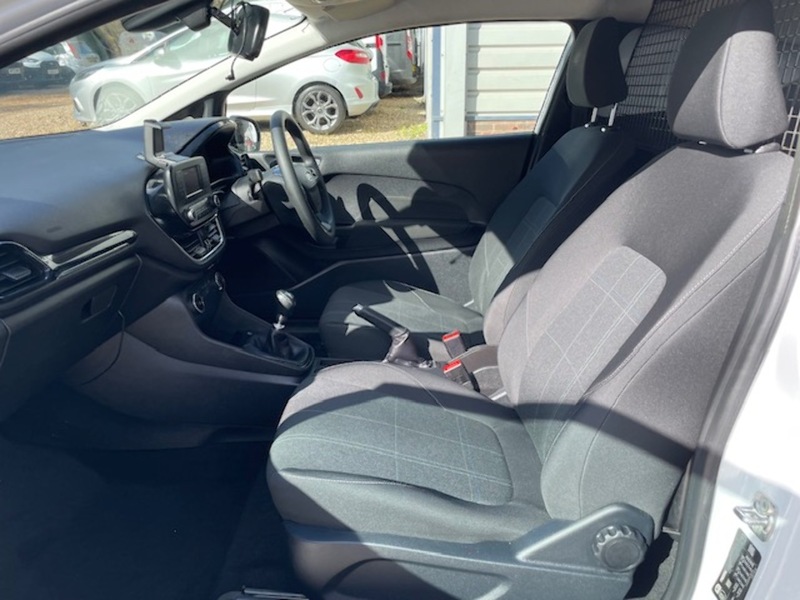 Ford Fiesta Van TDCi - U607