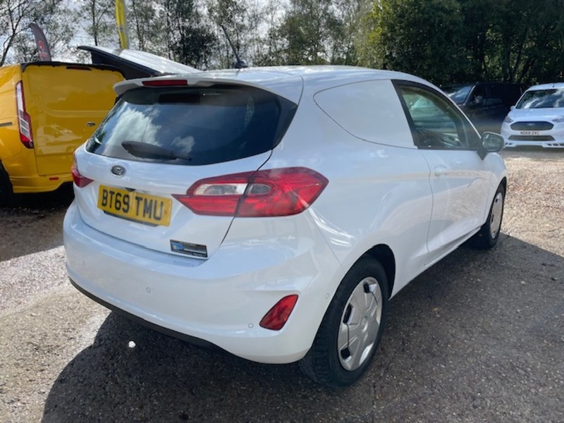 Ford Fiesta Van TDCi - U607