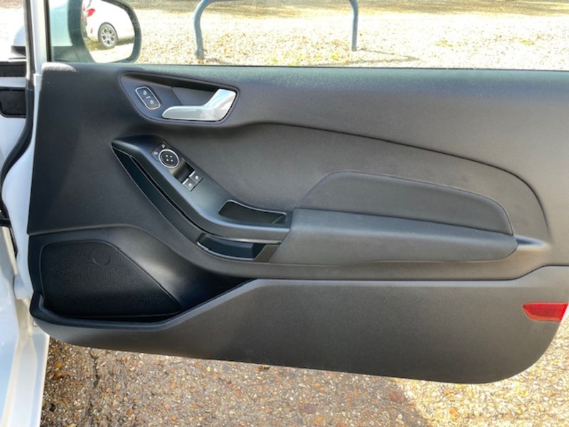 Ford Fiesta Van TDCi - U607