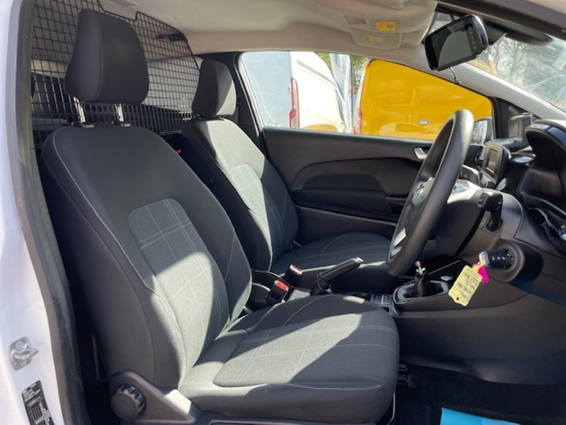 Ford Fiesta Van TDCi - U607