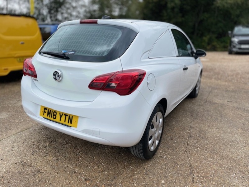 Vauxhall Corsa Van CDTi ecoFLEX - U611