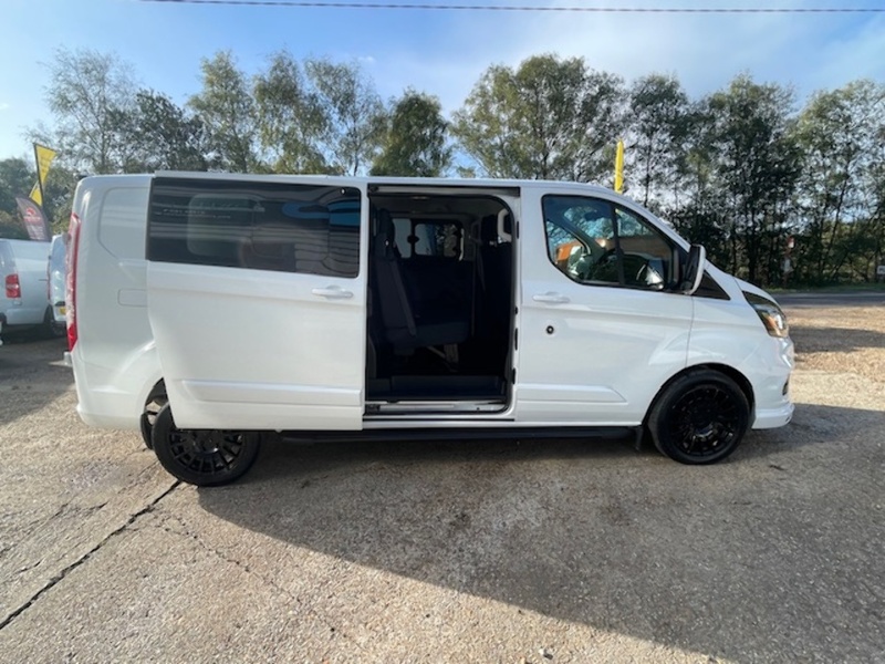 Ford Transit Custom 320 Limited Sport Kit - U621