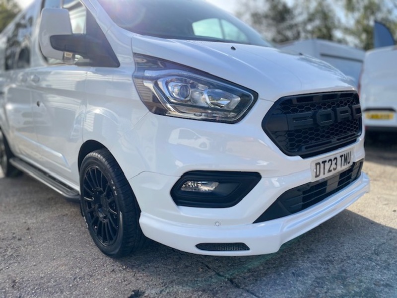 Ford Transit Custom 320 Limited Sport Kit - U621
