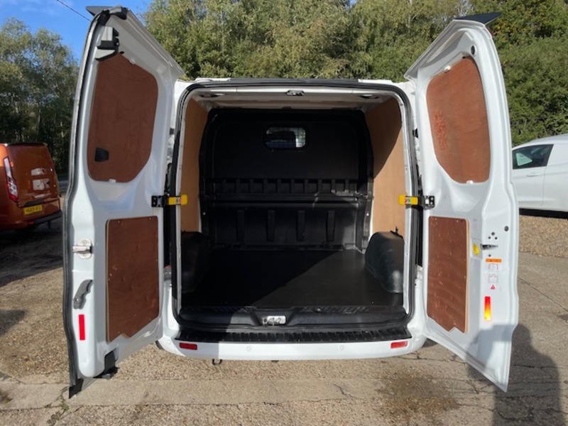 Ford Transit Custom 320 Limited Sport Kit - U621