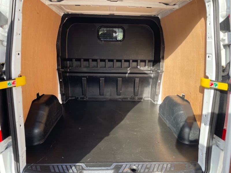 Ford Transit Custom 320 Limited Sport Kit - U621