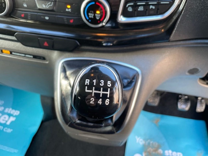 Ford Transit Custom 320 Limited Sport Kit - U621