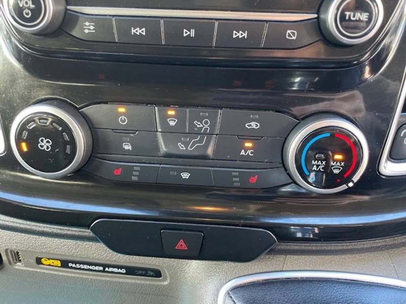 Ford Transit Custom 320 Limited Sport Kit - U621