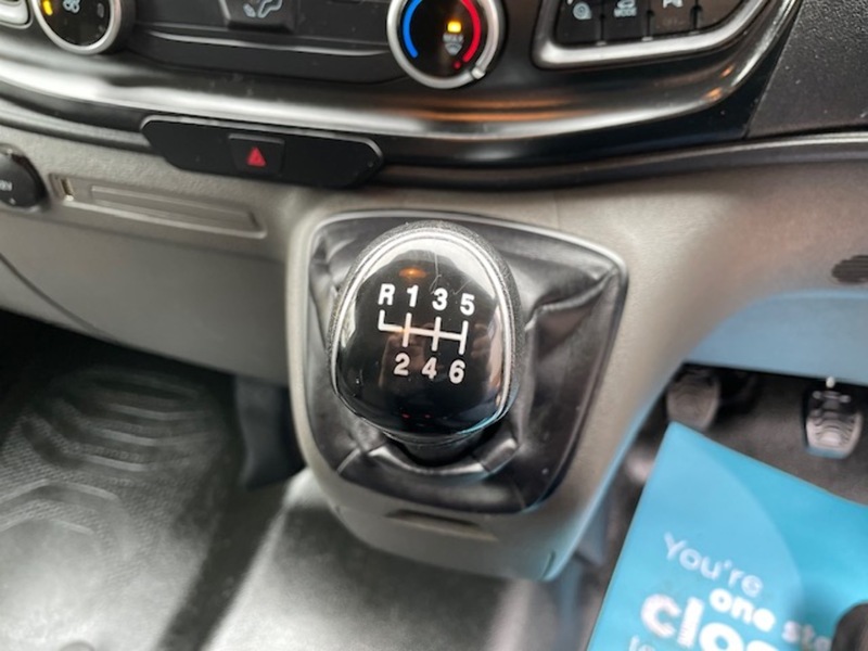 Ford Transit Custom 300 EcoBlue Leader - U622