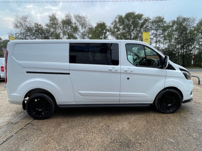 Ford Transit Custom 320 Limited Sport Kit - U626