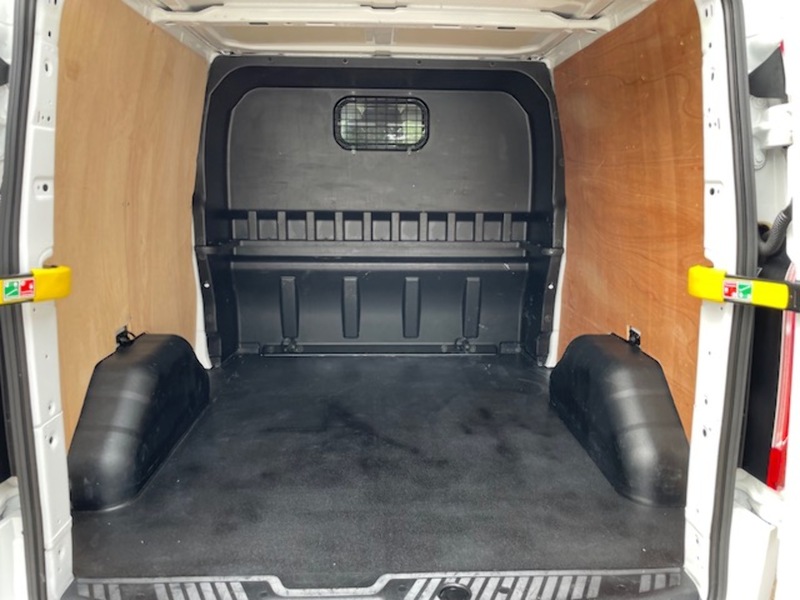 Ford Transit Custom 320 Limited Sport Kit - U626