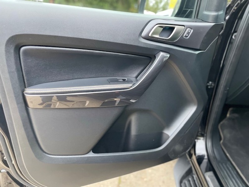 Ford Ranger Wildtrak Wide Arch Black Edition - U633