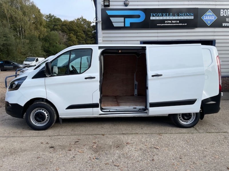 Ford Transit Custom 300 EcoBlue Leader - U635