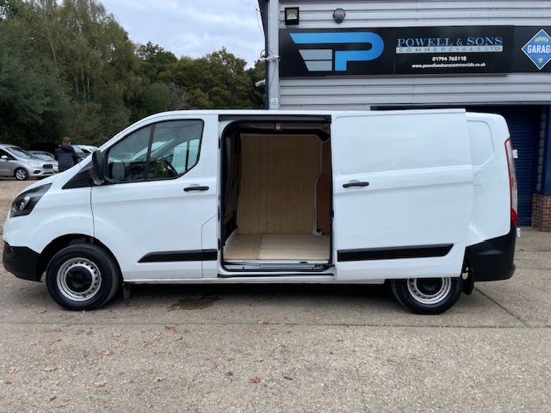 Ford Transit Custom 300 EcoBlue Leader - U636