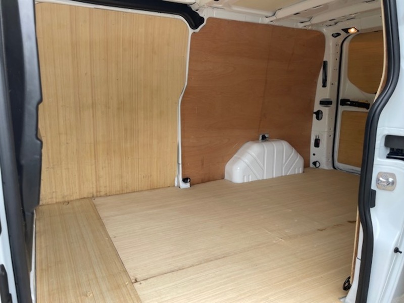 Ford Transit Custom 300 EcoBlue Leader - U636