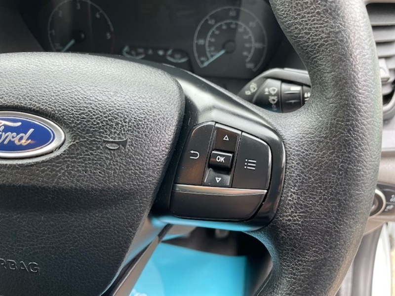 Ford Transit Custom 300 EcoBlue Leader - U636