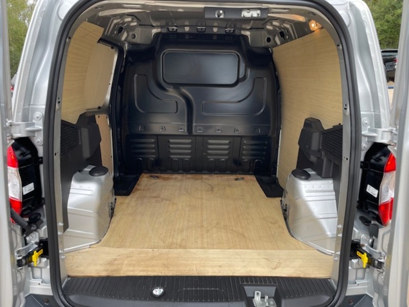 Ford Transit Courier TDCi Limited - U641