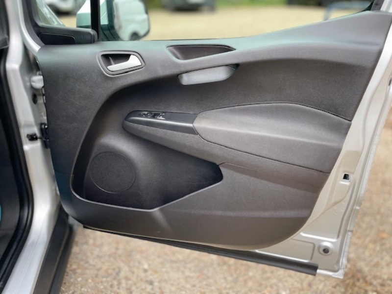 Ford Transit Courier TDCi Limited - U641