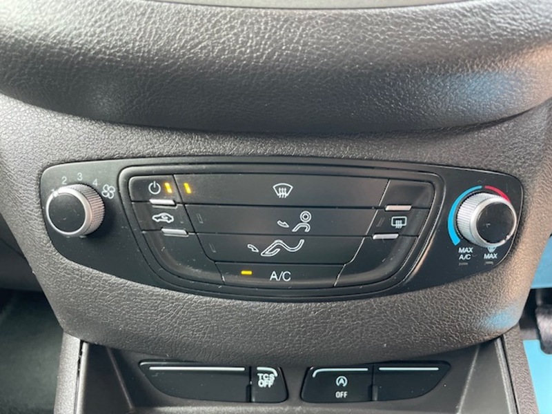 Ford Transit Courier TDCi Limited - U641