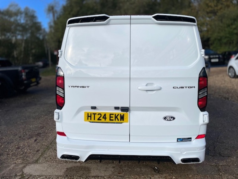 Ford Transit Custom 300 Limited Sport Kit - U642