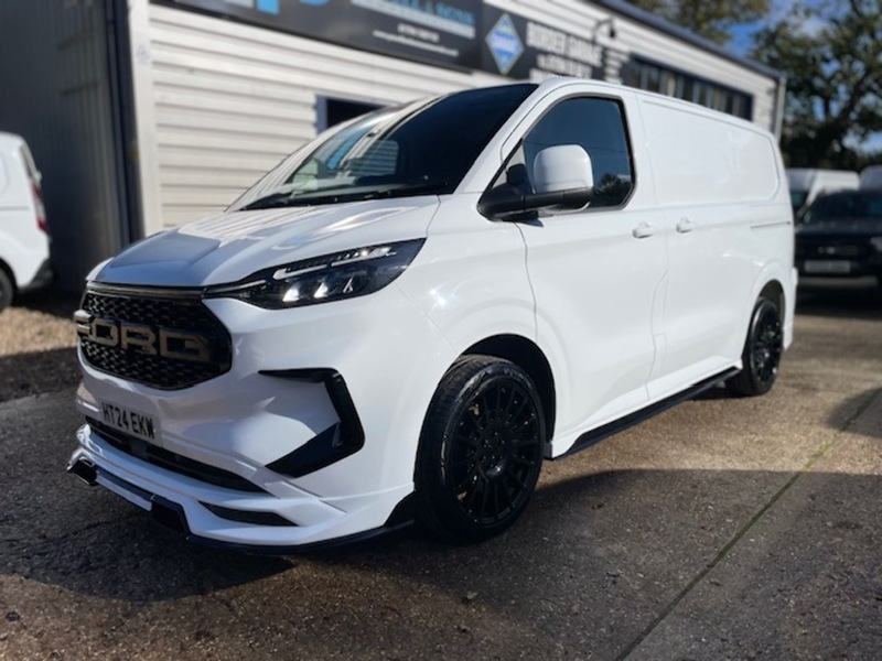 Ford Transit Custom 300 Limited Sport Kit - U642