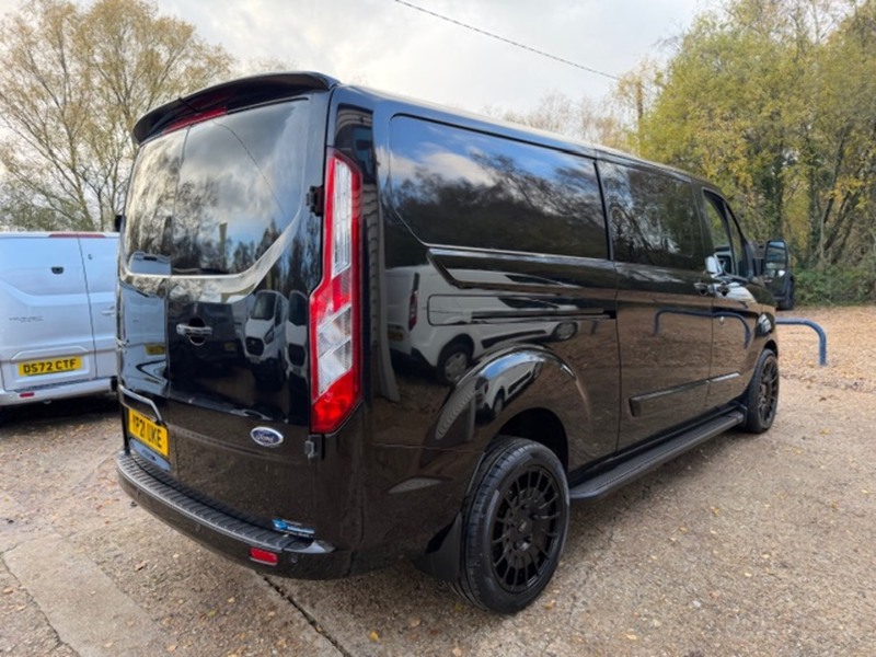Ford Transit Custom 300 Limited Sport Pack - U647
