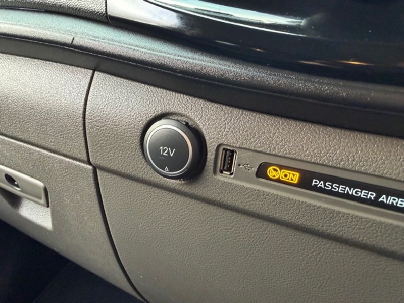 Ford Transit Custom 300 Limited Sport Pack - U647