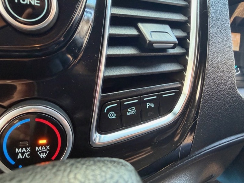 Ford Transit Custom 300 Limited Sport Pack - U647