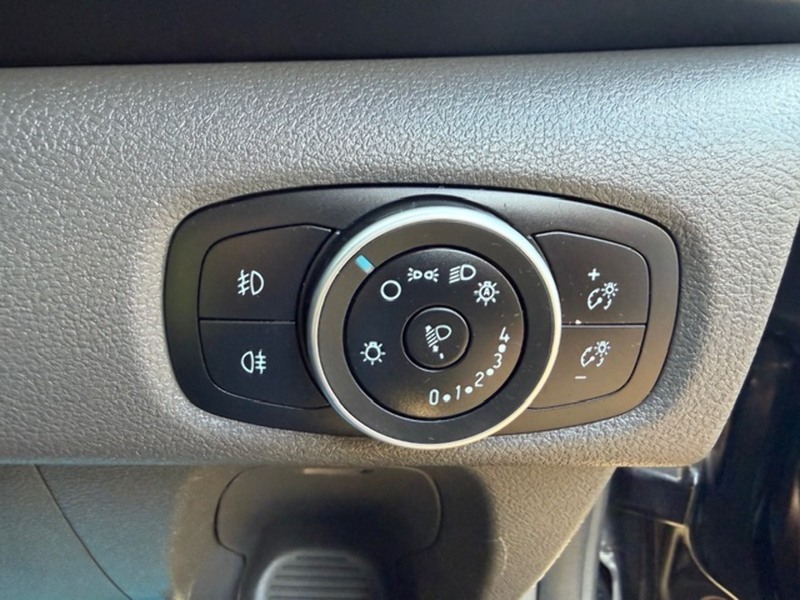 Ford Transit Custom 300 Limited Sport Pack - U647