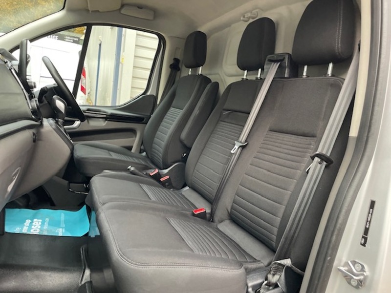 Ford Transit Custom 300 EcoBlue Limited - U651