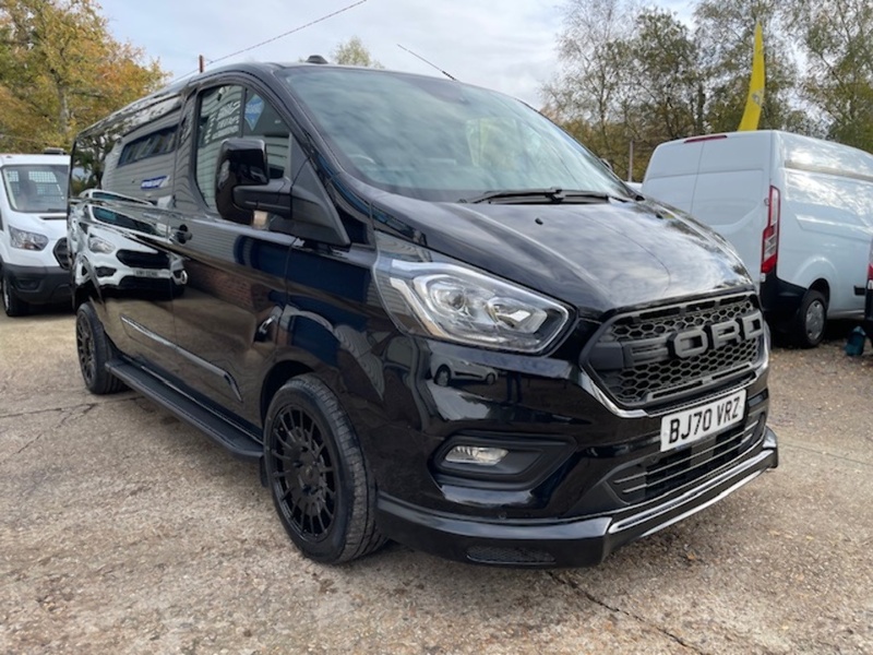 Ford Transit Custom 300 Limited Sport Pack - U652