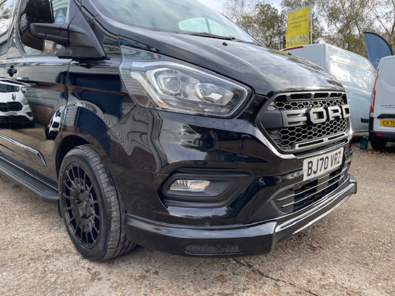Ford Transit Custom 300 Limited Sport Pack - U652
