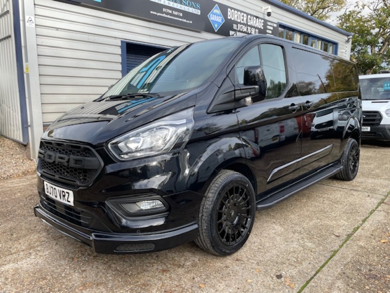 Ford Transit Custom 300 Limited Sport Pack - U652