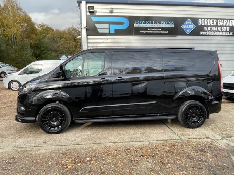 Ford Transit Custom 300 Limited Sport Pack - U652