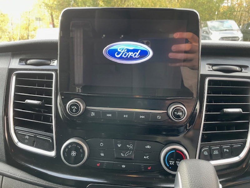 Ford Transit Custom 300 Limited Sport Pack - U652